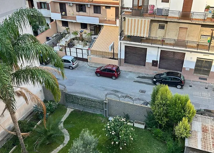 Volare فندق مبيت وإفطار